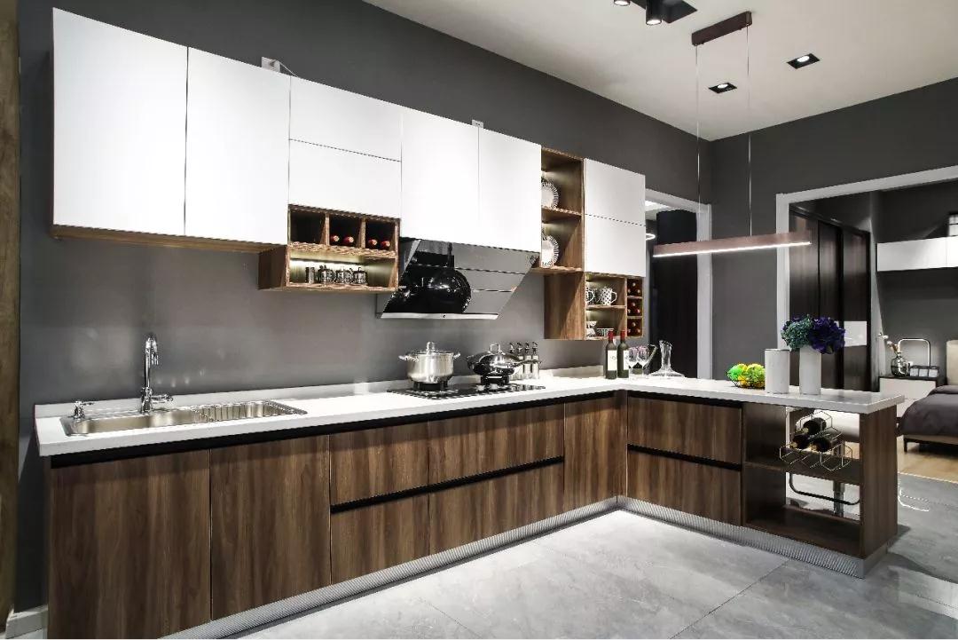 鉴黑担保网(jhdbw)·最具权威唯一维权担保平台