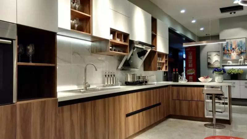 鉴黑担保网(jhdbw)·最具权威唯一维权担保平台